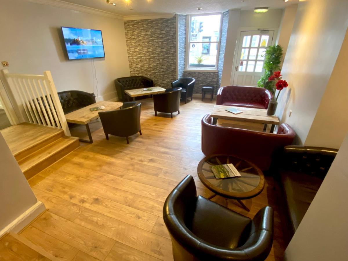 The County Hotel - Self Check-In, Ultra Fast Wi-Fi, Free Parking, Central Location سيلكيرك المظهر الخارجي الصورة