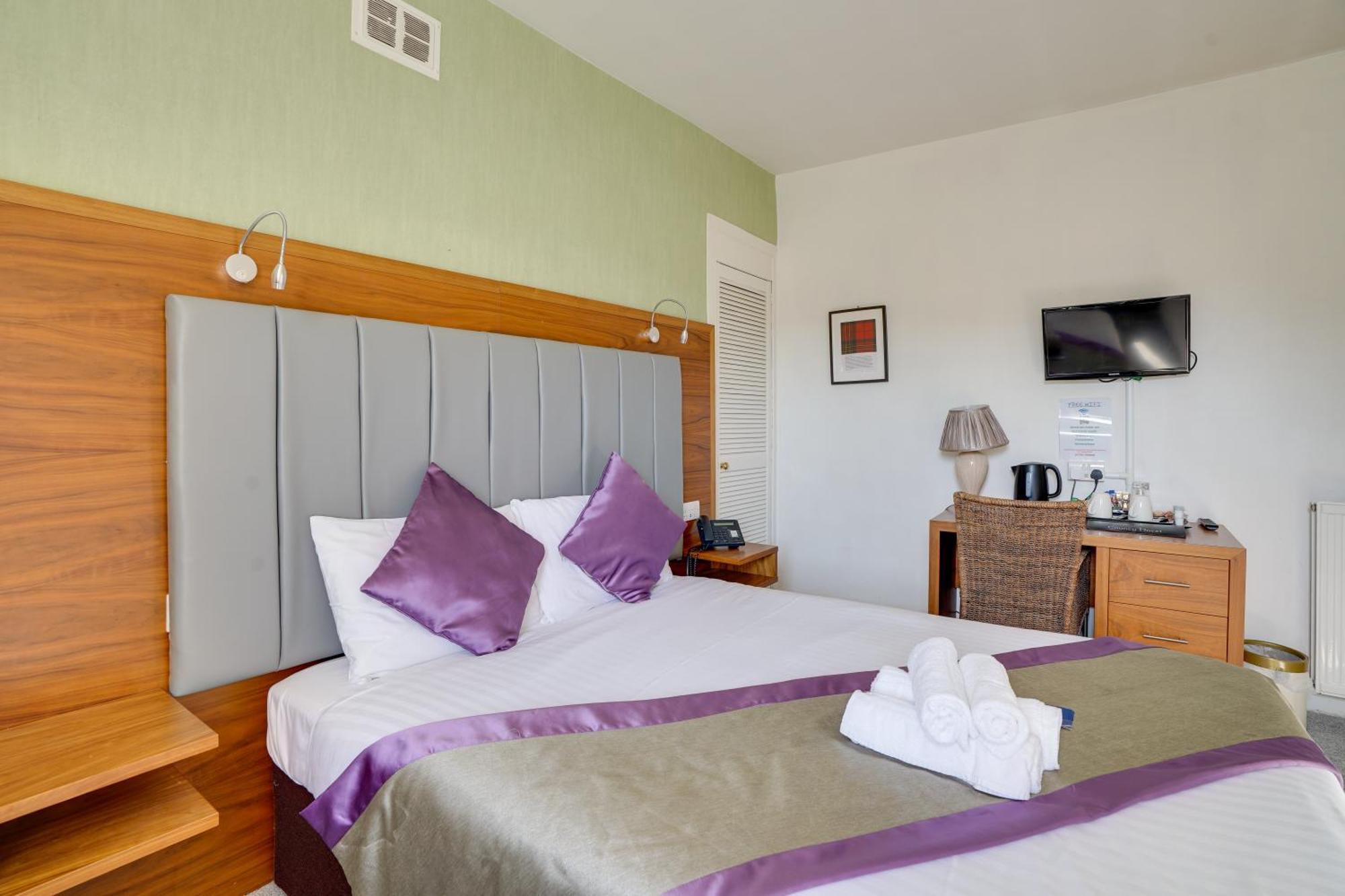 The County Hotel - Self Check-In, Ultra Fast Wi-Fi, Free Parking, Central Location سيلكيرك المظهر الخارجي الصورة